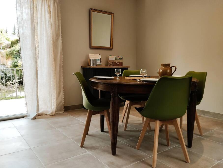 Charmante Maison Avec Jardin Aux Portes Des Gorges De L'Ardeche Saint-Julien-de-Peyrolas Kültér fotó